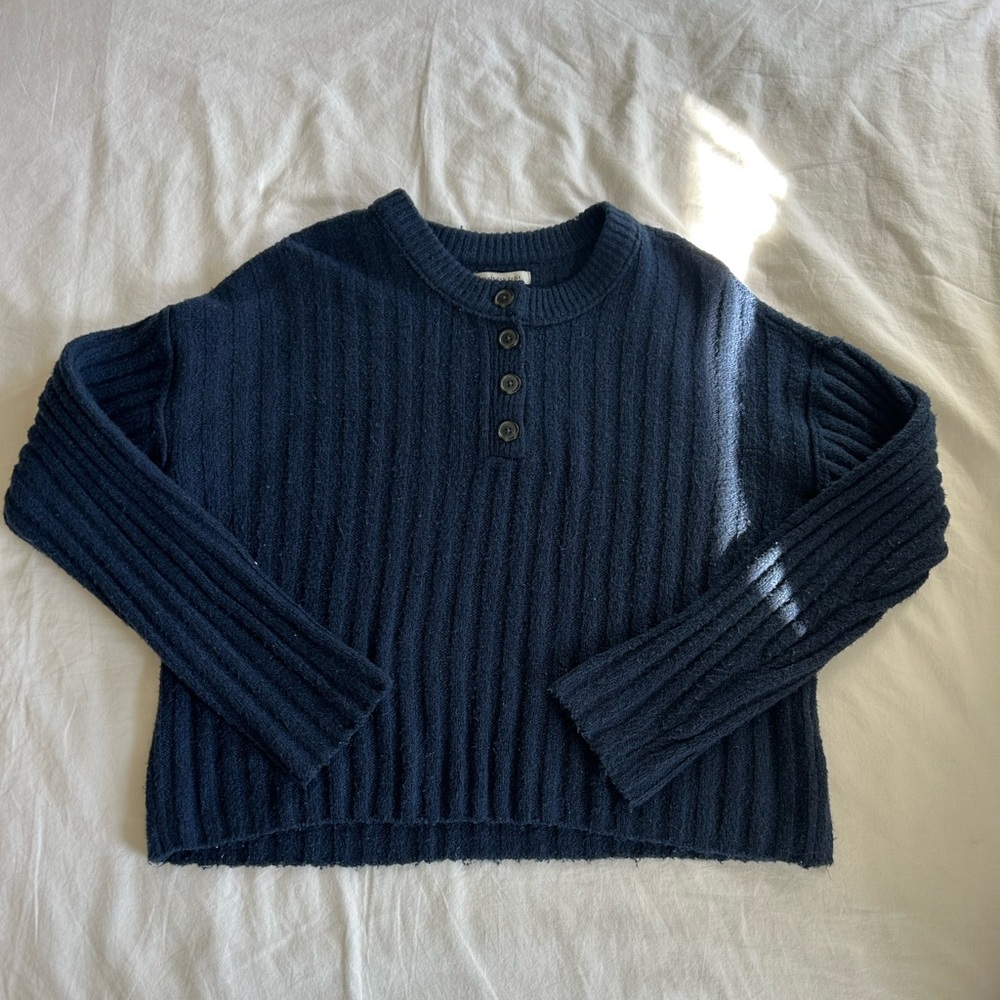 American Eagle Navy Henley Sweater